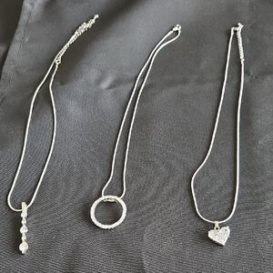Chic Silver Necklace Trio with Heart and Circle Pendants